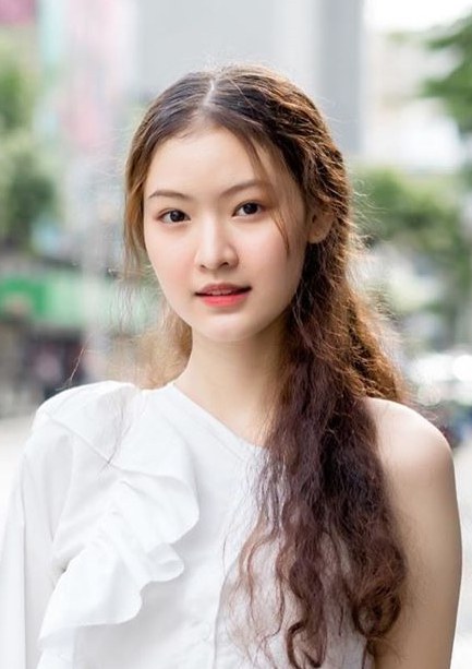 苏莉娅蕾·亚卡蕾 Sureeyares Yakares