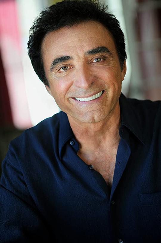 查利·皮切尔尼 Charlie Picerni