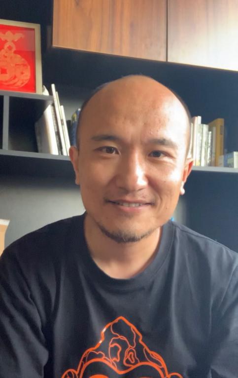 邱家伟 Jiawei Qiu