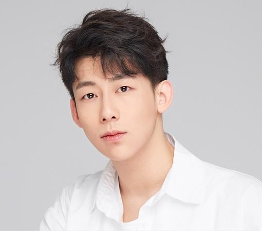 王钰臻 Yuzhen Wang