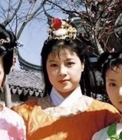 师玉娟 Yujuan Shi