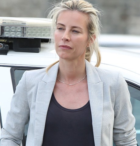 朱莉·杜·佩奇 Julie du Page