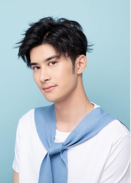 卢宇 Yu Lu