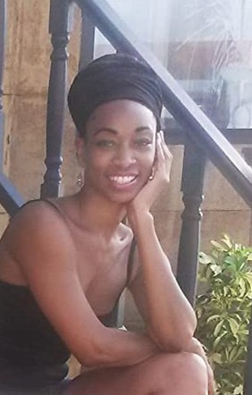 霍尔·约翰逊 Halle Johnson