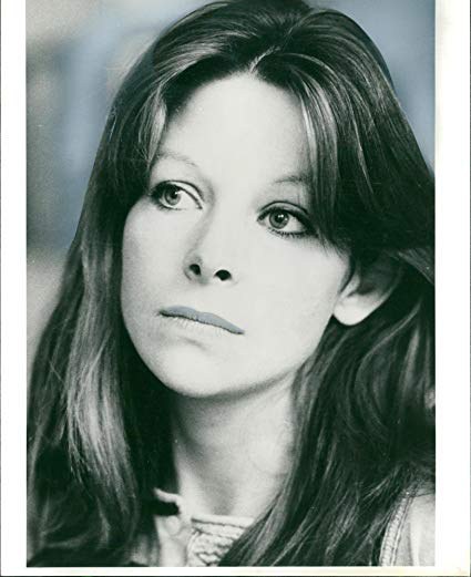 安娜·考尔德-马歇尔 Anna Calder-Marshall