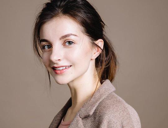 玛丽亚·安东诺娃 Mariya Antonova
