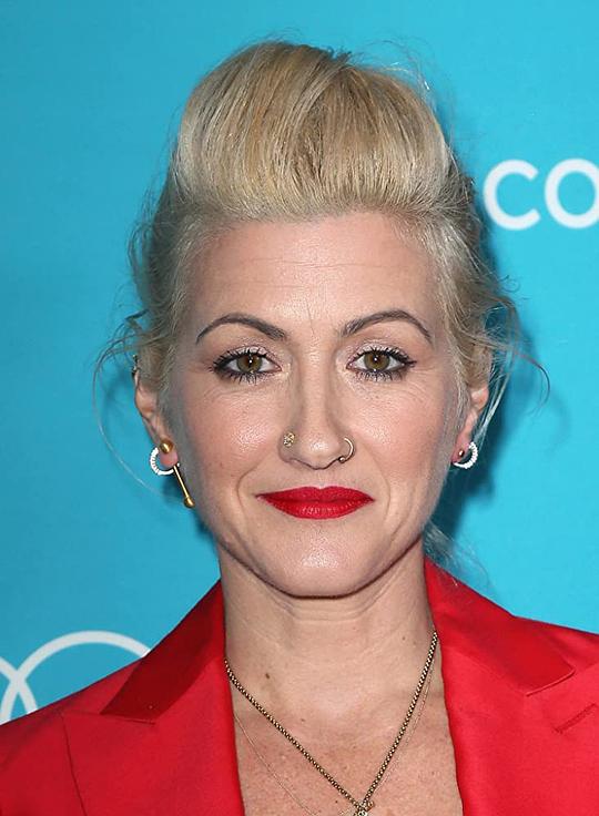 崔茜·萨默维尔 Trish Summerville