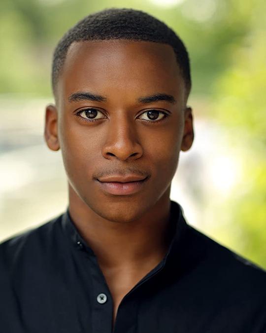 艾略特·埃杜萨 Elliot Edusah
