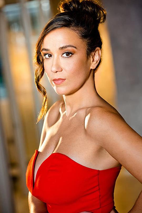 阿尔巴·阿尔巴尼斯 Alba Albanese