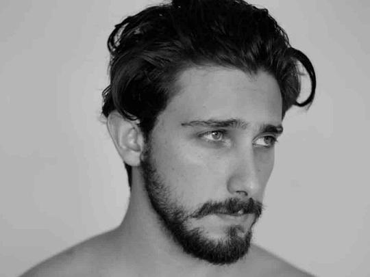 埃米里亚诺·苏里塔 Emiliano Zurita