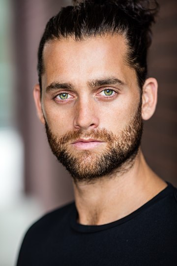 布拉德利·贾登 Bradley Jaden