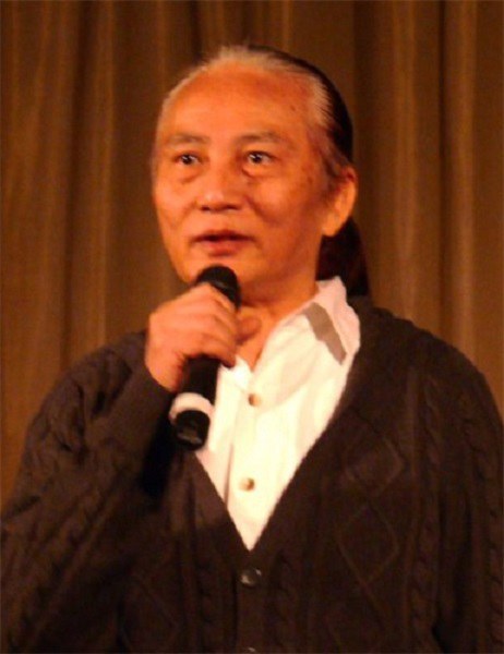 韦辛 Hsin Wei