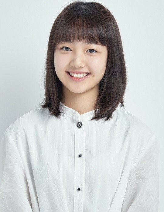 李彩尹 Lee Chae-yoon