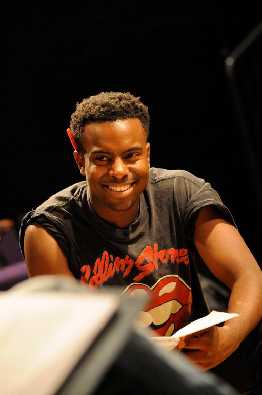 阿克姆吉·恩迪福尼恩 Akemnji Ndifornyen