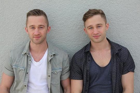 罗素·丹尼斯·刘易斯 Russell Dennis Lewis