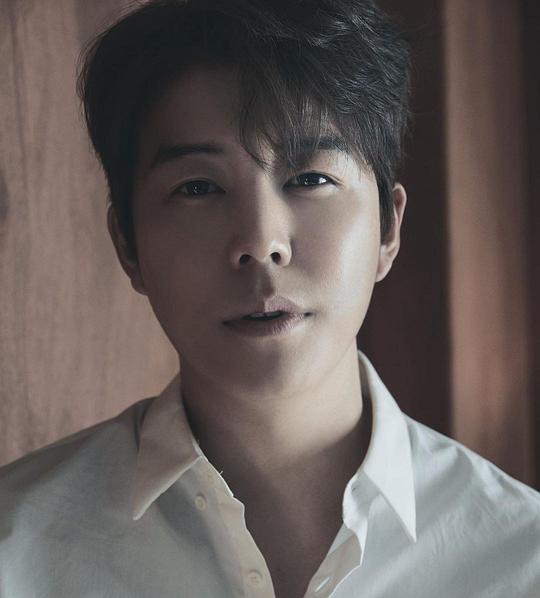 申智勋 Ji-Hoon Shin