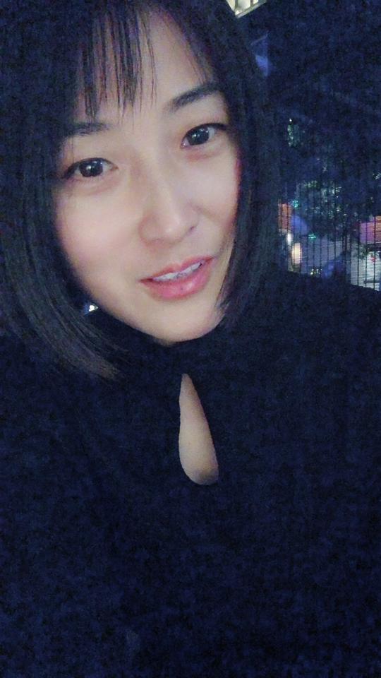 李玉梅 Yumei Li