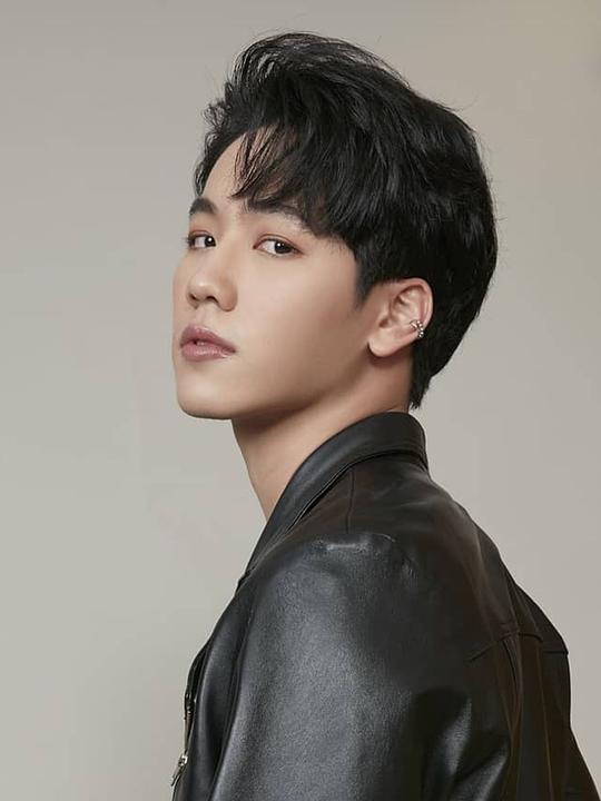 瓦纳拉特·拉萨梅拉特 Wanarat Ratsameerat