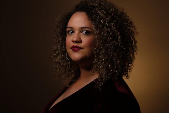 林恩·安德鲁斯 Lynn Andrews