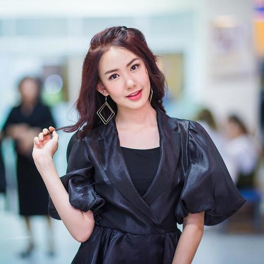 娜塔扎瑞·抔勒威查固 Nachjaree Horvejkul