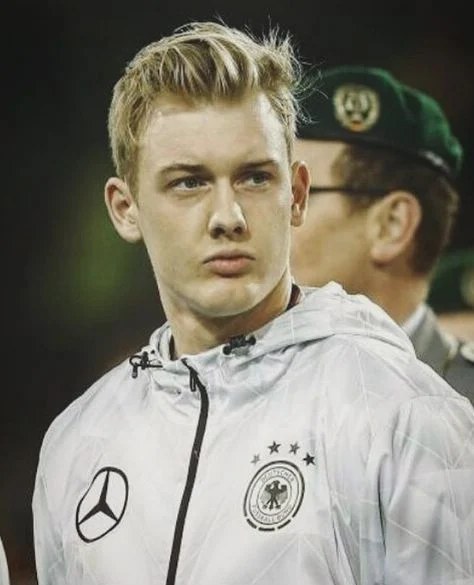 朱利安·布兰特 Julian Brandt