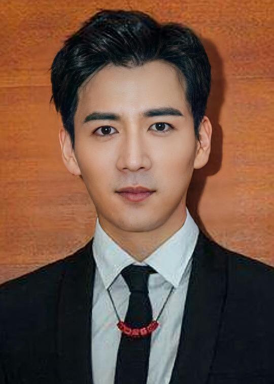 魏千翔 Qianxiang Wei