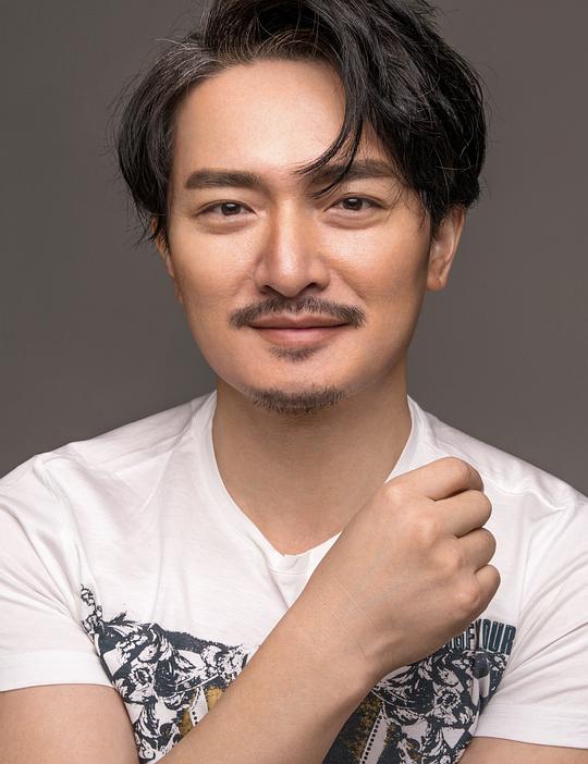 黄子耀 Ziyao Huang