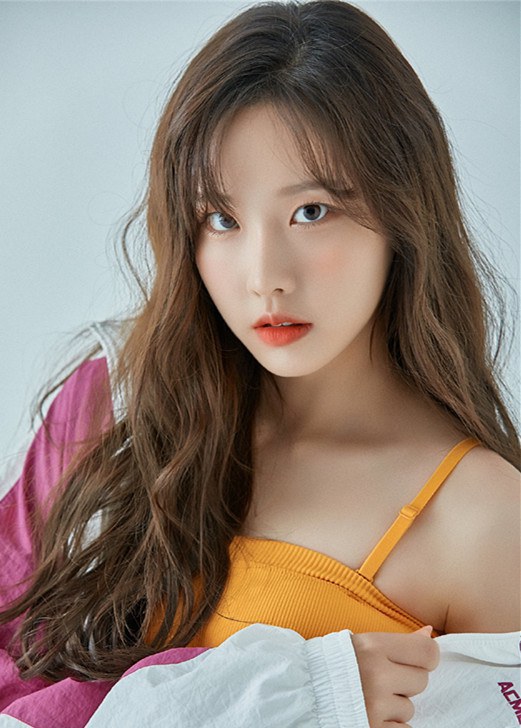 娜允 Nayun