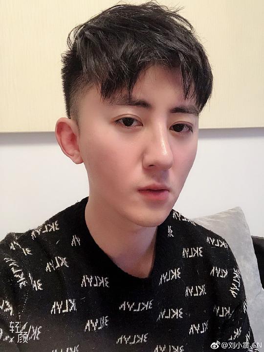 刘小震 Xiaozhen Liu