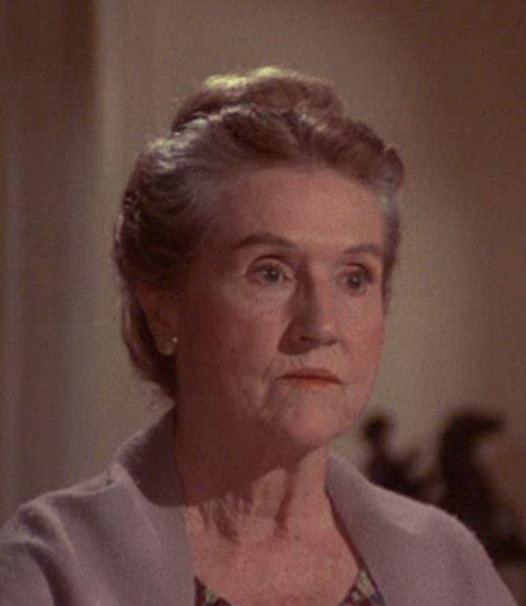 埃德娜荷兰 Irene Tedrow