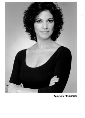 南茜·蒂科汀 Nancy Ticotin
