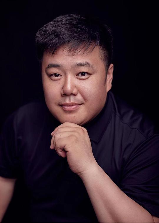李伟 Wei Li