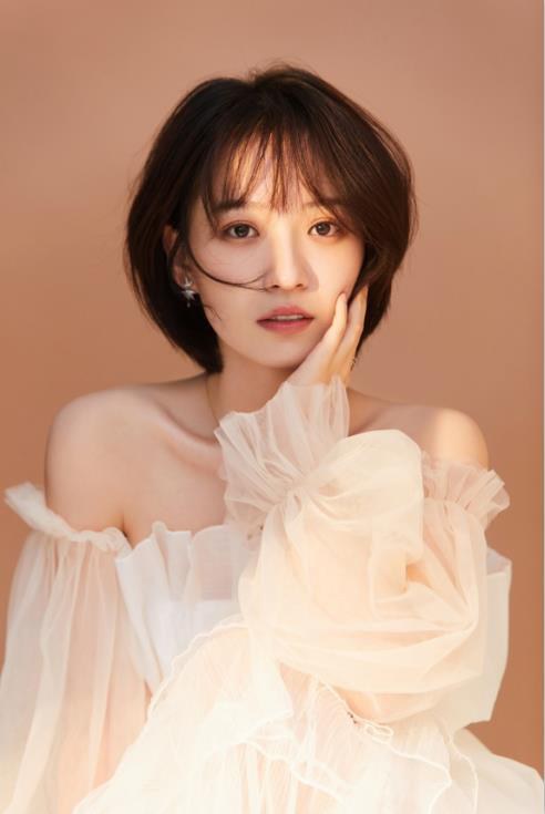 费馨洁 Xinjie Fei