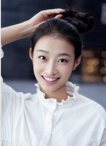 韩佳卉 Jiahui Han