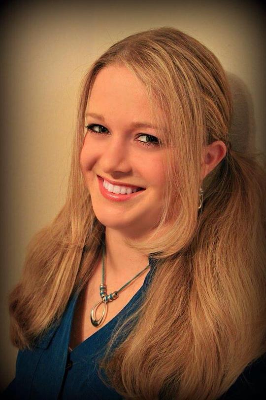 Lauren Henneberg Lauren Henneberg