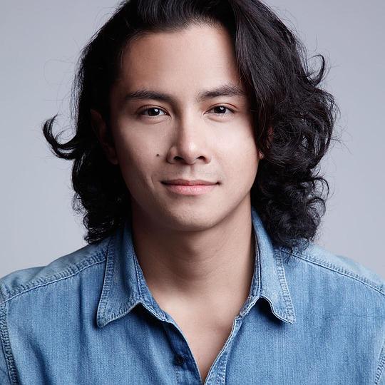 JC·桑托斯 JC Santos