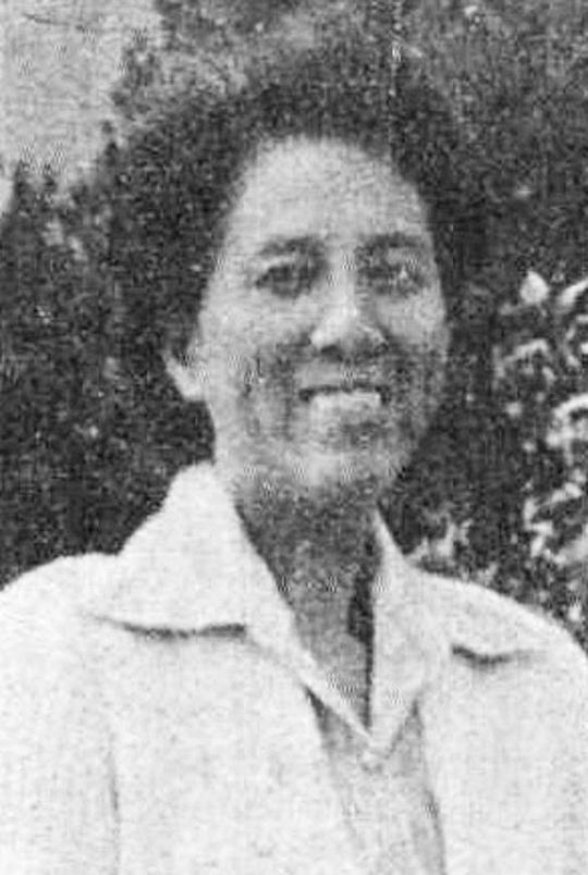 应小英 Xiaoying Ying