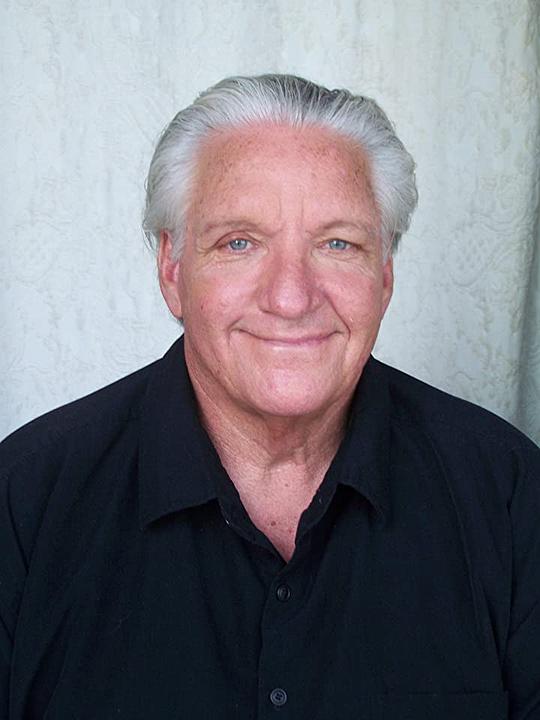 克拉伦斯·菲尔德 Clarence Felder