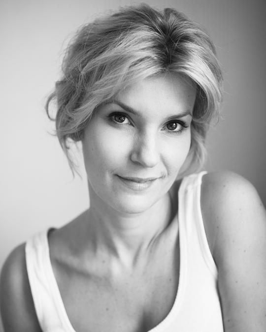 乔安娜·波宾 Joanna Bobin