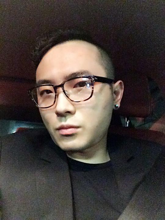 黄斌 Bin Huang