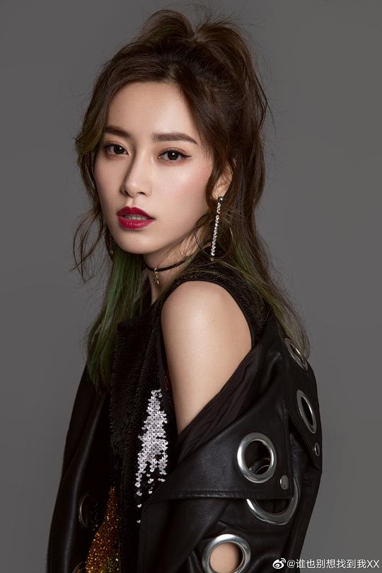 韦肖 Xiao Wei