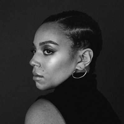 莱昂尼·埃利奥特 Leonie Elliott