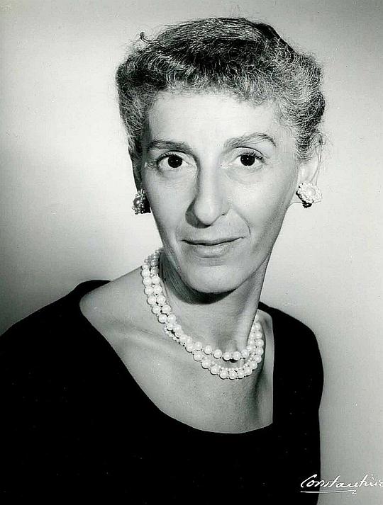 多萝西·诺伊曼 Dorothy Neumann