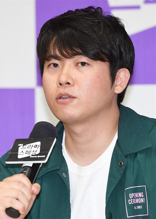 宋敏烨 Min-yeob Song
