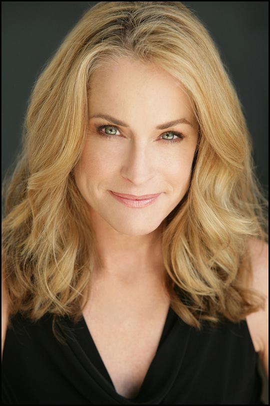 阿曼达·怀斯 Amanda Wyss