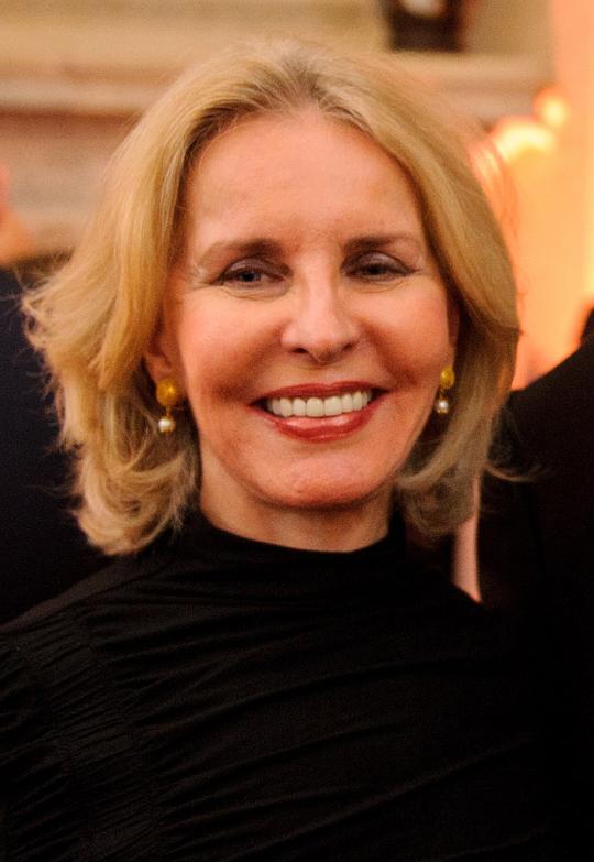 莎莉·奎因 Sally Quinn