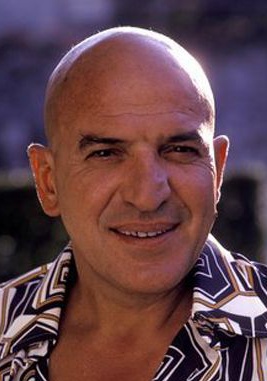 特利·萨瓦拉斯 Telly Savalas
