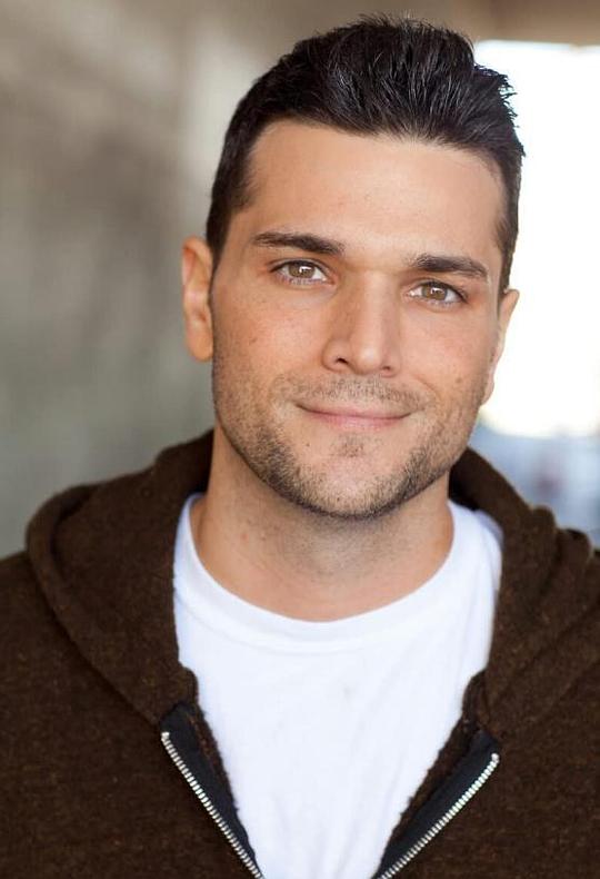 迈克尔·博诺莫 Michael Buonomo