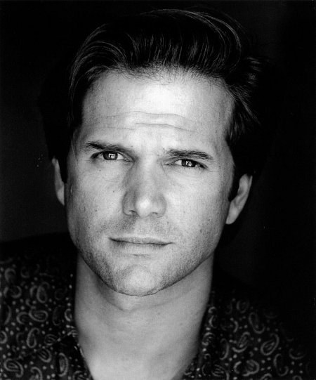 菲利普·特洛伊·林格 Phillip Troy Linger