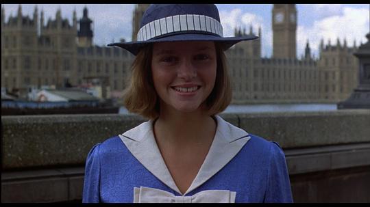 艾梅伯·贝泽 Amber Bezer